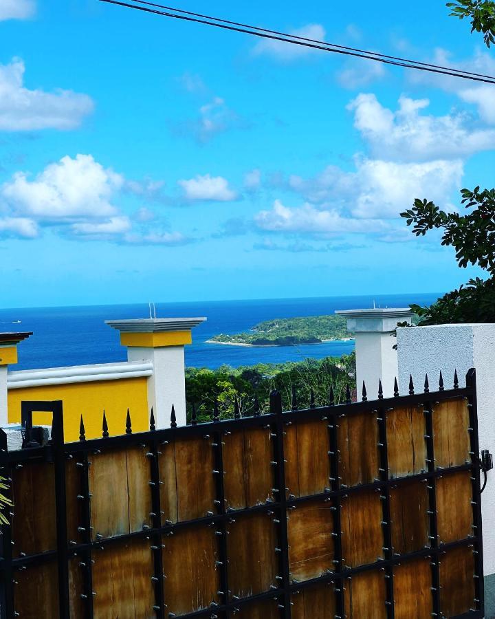Ocean View Apartment Boscobel Bagian luar foto